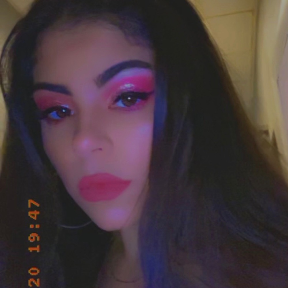Meet your Posher, Arianna